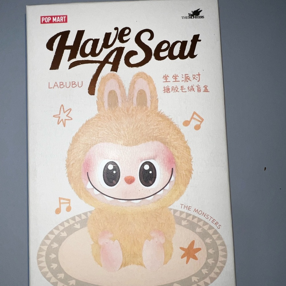Have a Seat Dada Labubu